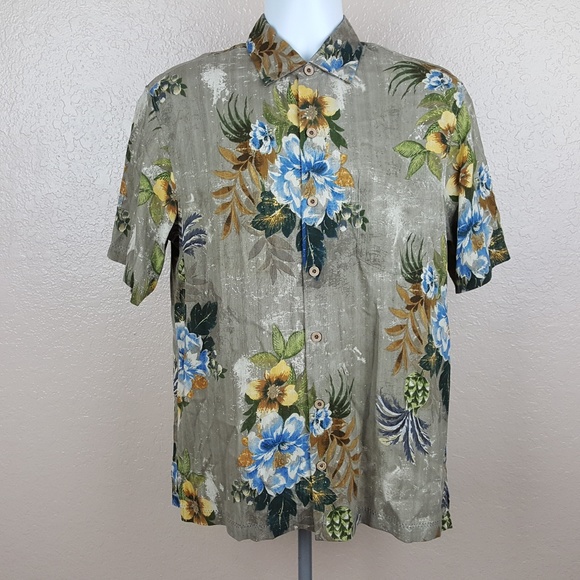 Tommy Bahama Other - Tommy Bahama Mens Casual Short Sleeve Shirt Size M